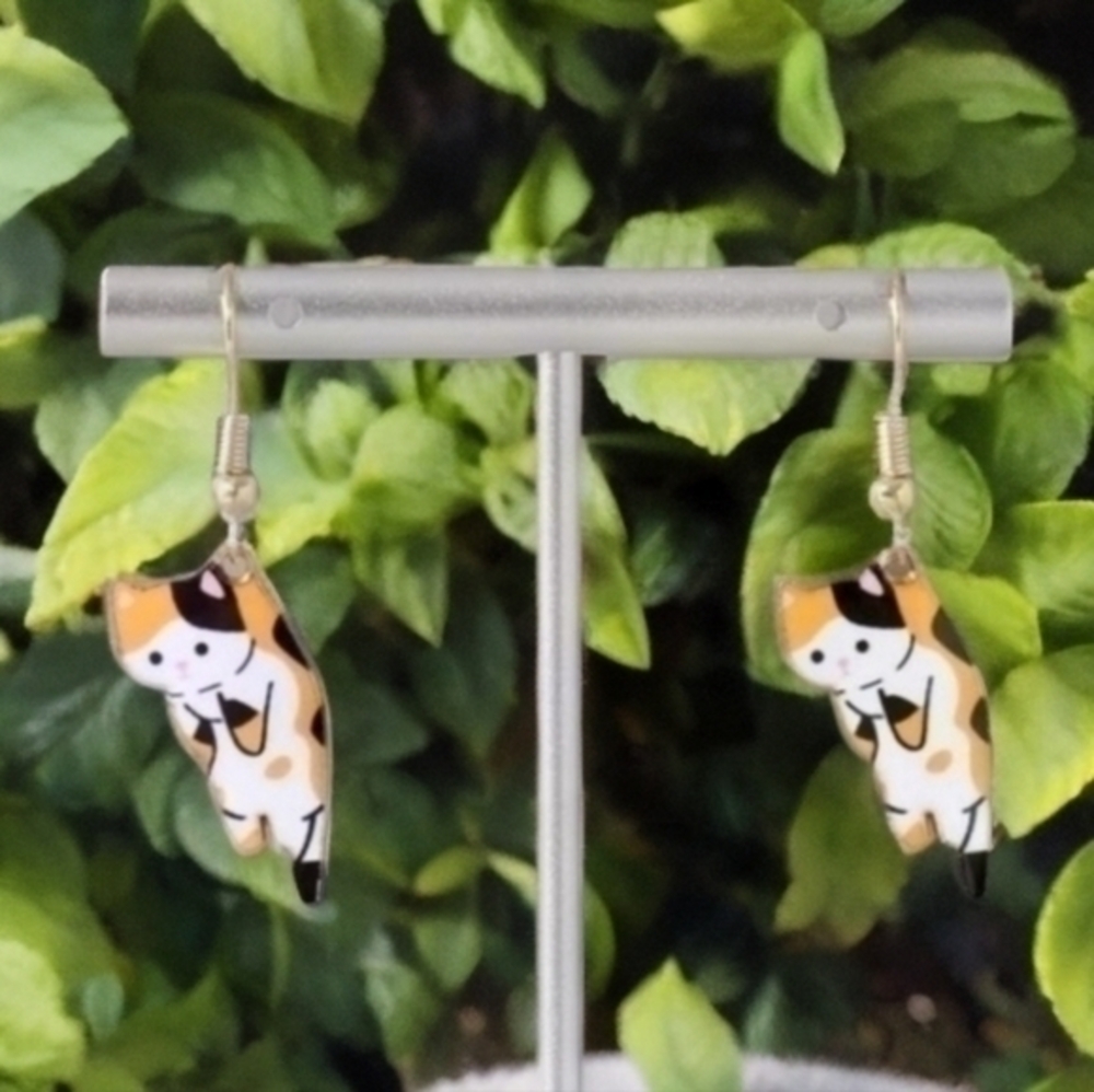 MODCLOTH CALICO KITTY EARRINGS - Picture 2 of 3
